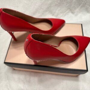 red pumps